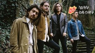 Arctic Monkeys realizará três shows no Brasil; saiba detalhes